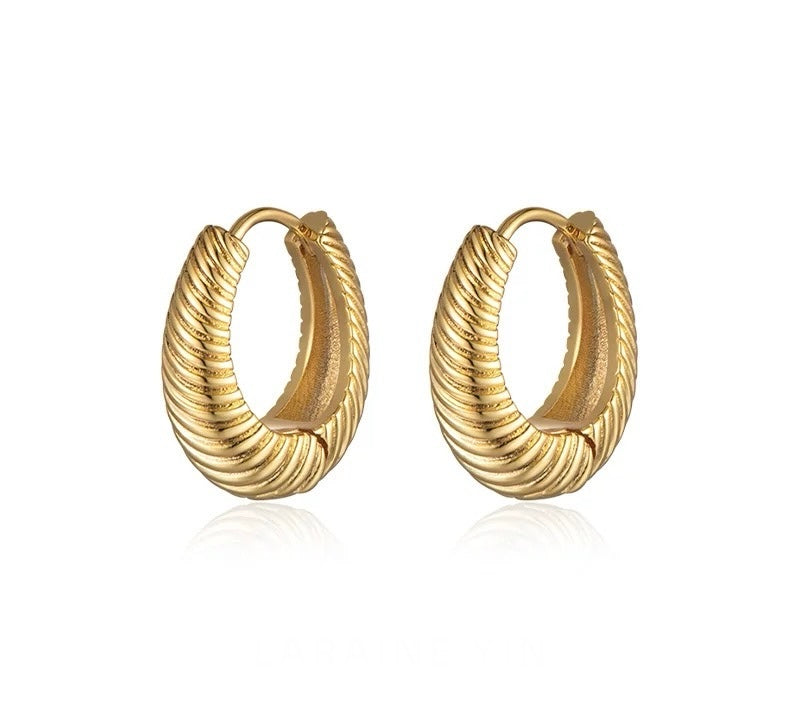 Tessa Twist Hoops