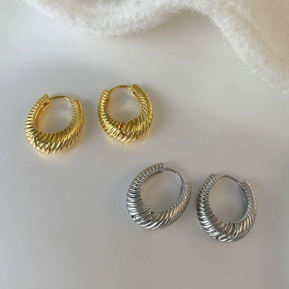 Tessa Twist Hoops